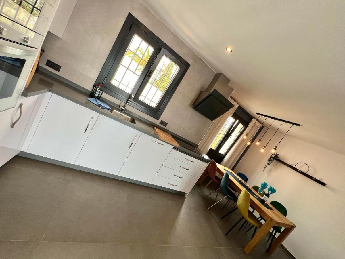 Wonderful House By The Sea Villa Нерха Екстериор снимка
